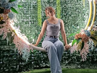 chat live webcam DebraEvans