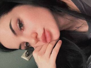naked girl with webcam masturbating with dildo DorettaGirling