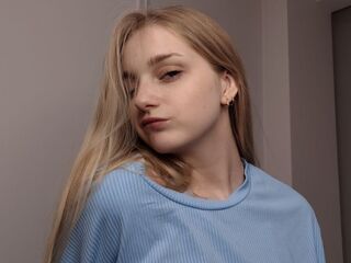 girl showing pussy EdinaBurtt