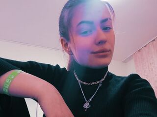 camwhore shaved pussy EileenCruz