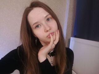 beautiful cam girl EllyShire