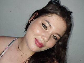 hot cam girl spreading pussy EmaWallet