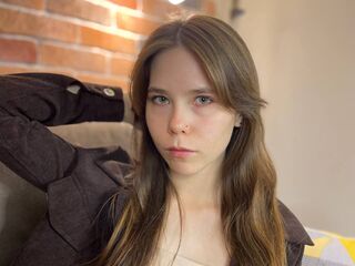 naked girl with live cam masturbating EmiliDen