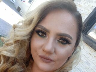 free nude live show EmmaPlesure