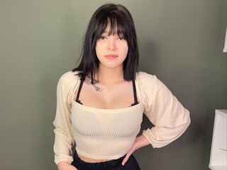 camgirl chat room EvelineGuitano