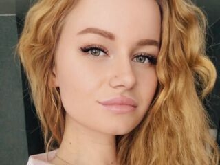 hot cam girl fingering FaridaDos