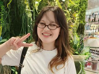 fingering girl webcam picture FayLawley