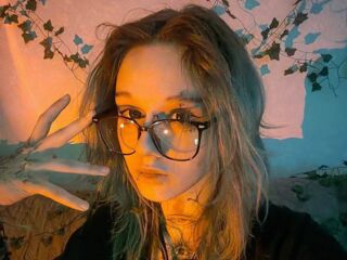chatroom webcam photo FloraMuse