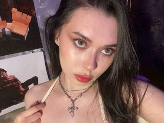 cam girl masturbating with vibrator GwendolynQueen