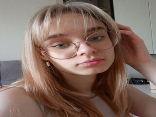 camwhore spreading pussy HelenEllin