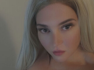 camslut topless HollyComming
