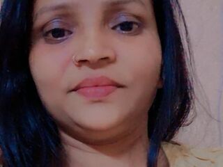 camgirl playing with sextoy HottyJanvi