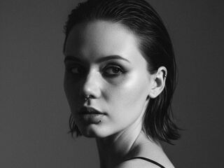 fingering camwhore JudithSterett