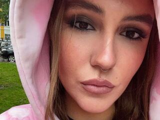 topless cam girl KaterinePiers