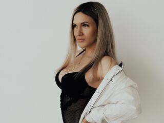 masturbating webcamgirl KendraNeil