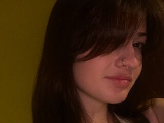 camgirl masturbating with sextoy KiliMinoa