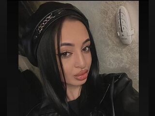 naked girl with webcam masturbating with dildo KimDessir