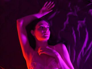 naughty camgirl fingering pussy KsaRina