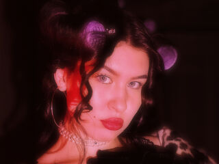 free live cam chat LarondaSuitt