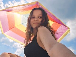 naked webcam girl picture LauraJulian