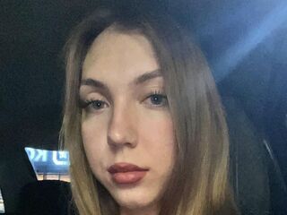 naked cam girl picture LeannHonnerlaw