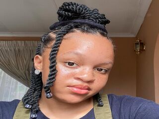 nude camgirl photo LillyPeachy