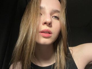 cam girl masturbating with dildo LinaReedss