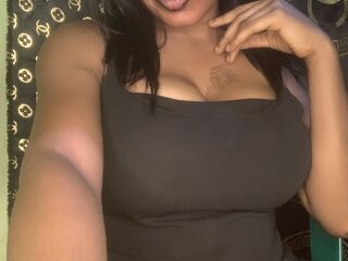 hot cam girl fingering pussy LindaBernard