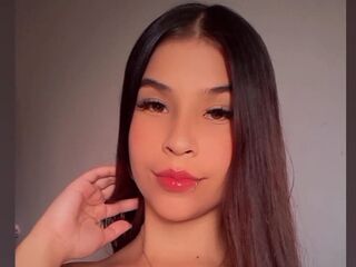 naughty camgirl masturbating with dildo LindaLeone