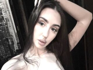 camwhore fingering shaved pussy LisaFoxie
