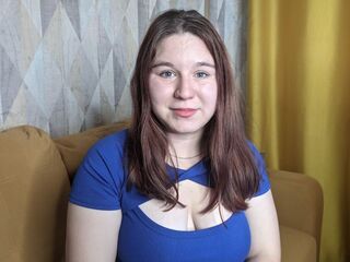 topless webcamgirl LisaWondorsen