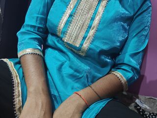 naked camgirl masturbating LishaLiya