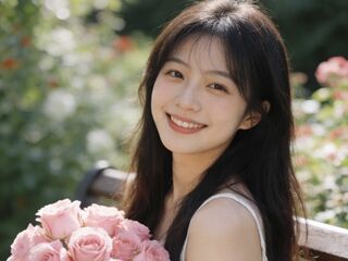 nude webcam girl photo LiuDiDi