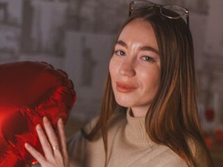 masturbating cam girl LolaFelizardo