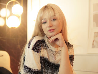 chatroom web cam LolaNewton