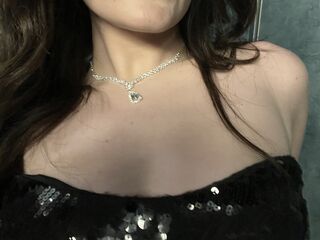 camgirl playing with vibrator LolaVlolet