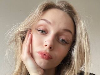 naked cam girl masturbating LuccetaRome