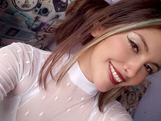 hot webcam slut LunaLars