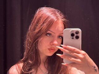 hot cam girl spreading pussy LynCollinge