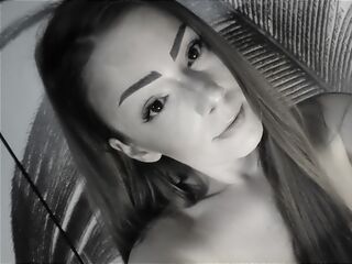 camgirl fingering bald pussy MadisonJelly