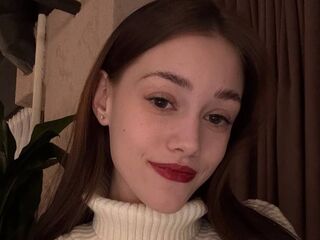 free webcam video MaeBroadway