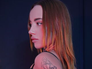 streaming live webcam MagicalYana