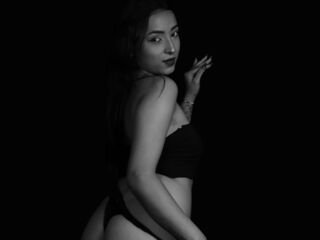 nude cam girl picture MaraLewiski