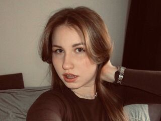 cam girl playing with dildo MargaritaHafele