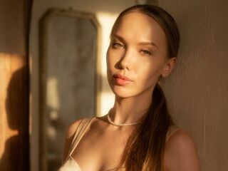 nude webcam girl pic MargotAbbot