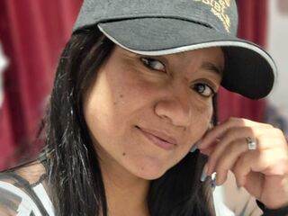 chat room live show MariaCortner