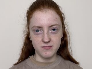 naked camgirl masturbating with dildo MaricelaBazaldua