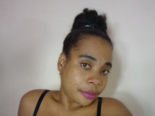 camwhore shaved pussy MarielleSaida