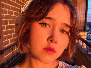 hot girl cam video MarilynSwinerton