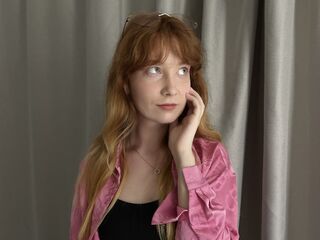 camslut naked MaryellenQazi